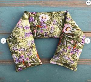 a green neck wrap is shown